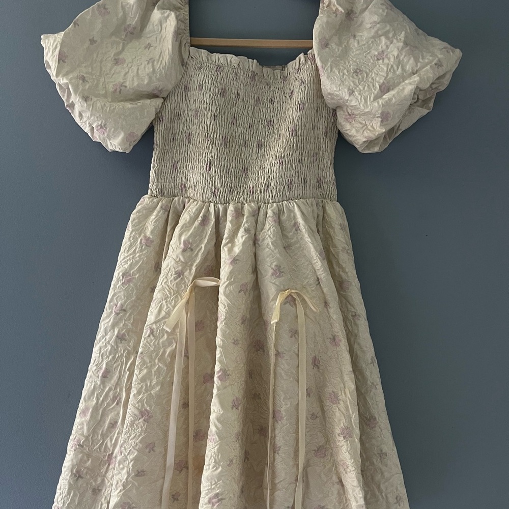 Elegant Cream Kids Dress with Puff Sleeves